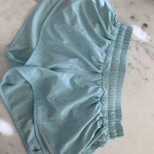 lululemon hottie hot shorts